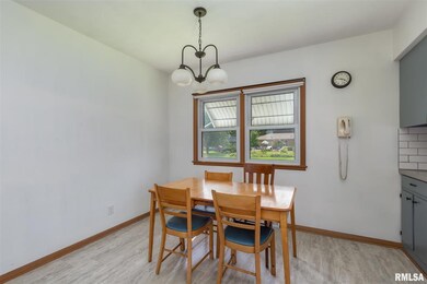 2702 N Fillmore St, Davenport, IA 52804 - photo 5