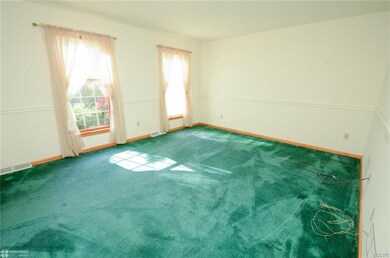 5842 Deer Dr, Zionsville, PA 18092 - photo 7