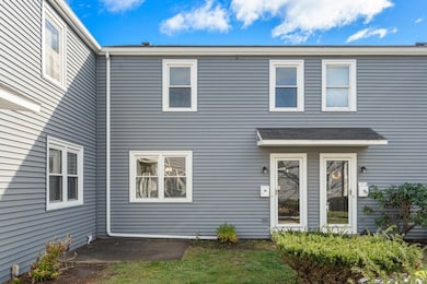 36 Irving St unit B, Salem, MA 01970 - photo 2