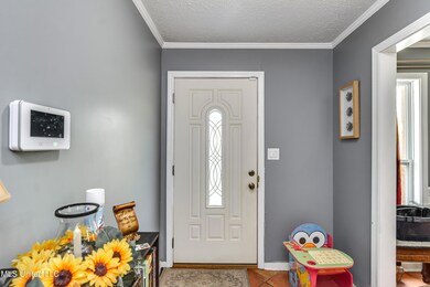 518 Berwick Foyer