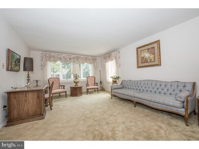 244 Hawthorne Rd, Morton, PA 19070 - photo 3