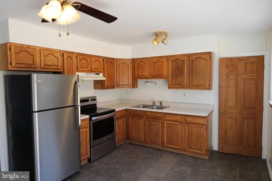 2381 Blue Bell Rd, Williamstown, NJ 08094 - photo 3