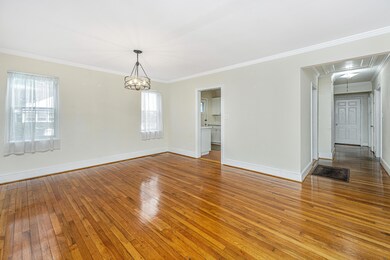 6 Front Door towards Dining Kitchen & Ha