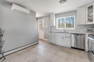 34 Pine Echo Dr, Poughkeepsie, NY 12601 - photo 7