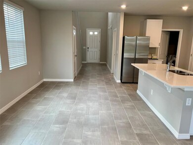 3323 Fresno Place, Zephyrhills, FL 33541 - photo 4