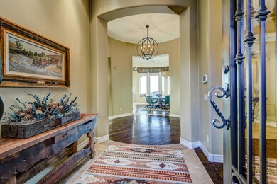 Enter Foyer