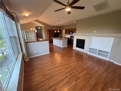 11992 W Long Cir unit 204, Littleton, CO 80127 - photo 6