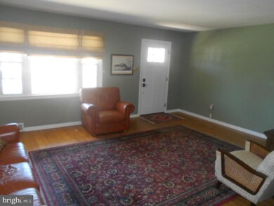 151 Ashurst Ln, Mount Holly, NJ 08060 - photo 5