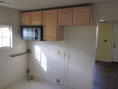 11282 Blackwell Rd, Central Point, OR 97502 - photo 7