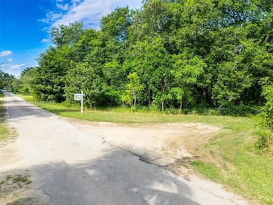 ENTRANCE TO THE 1.13 VACANT LAND LOT IN REDLAND ON A QUIET STREET. SW 197 AVE & SW 234 ST - SIGN ON PROPERTY