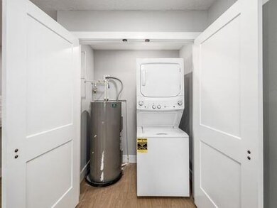 486 Forest St, Columbus, OH 43206 - photo 5