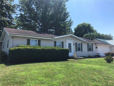 1201 W Temple Ave, Effingham, IL 62401 - photo 2