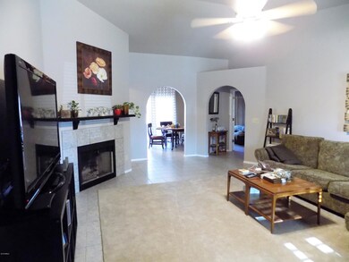03FamilyRoom