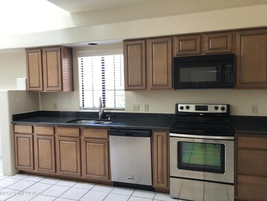 4211 N Rillito Creek Place, Tucson, AZ 85719 - photo 6