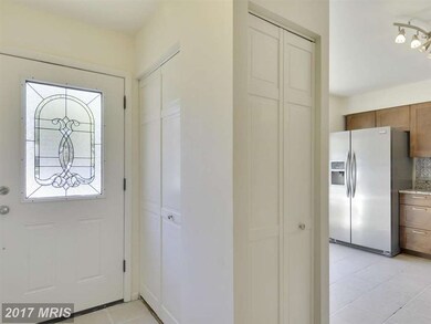 11554 Summer Oak Dr, Germantown, MD 20874 - photo 3