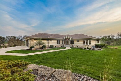 589 Glenway Rd, Brooklyn, WI 53521 - photo 6