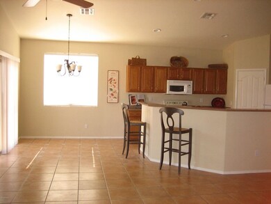 Eat-In Kitchen
