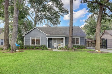 1446 Althea Dr, Houston, TX 77018 - photo 2