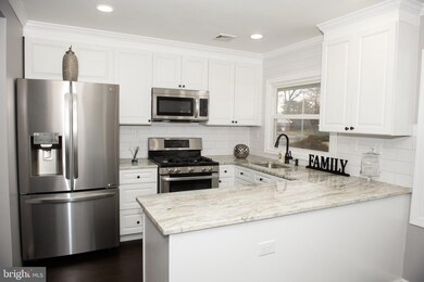 194 Pageant Ln, Willingboro, NJ 08046 - photo 4