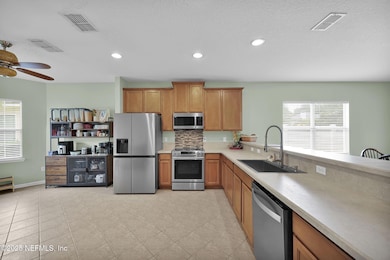 7-web-or-mls-631 Longcrest_007