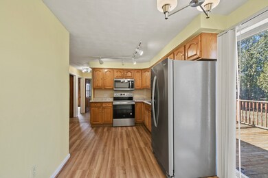 26 Duggan Cir, Springfield, MA 01119 - photo 7