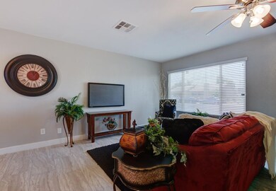 4216 E Vineyard Rd-10