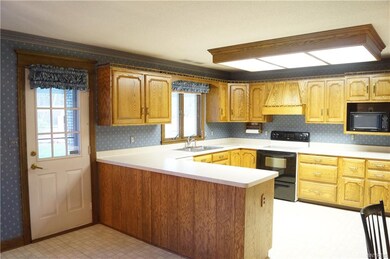 703 Fairmont Ave, North Tonawanda, NY 14120 - photo 7