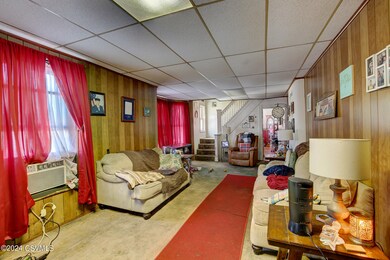 53 N 2nd St, Shamokin, PA 17872 - photo 7