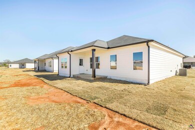 117 Bulloch Ct, Byron, GA 31008 - photo 6