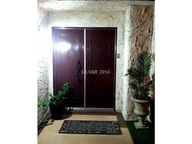Property Photo. Front