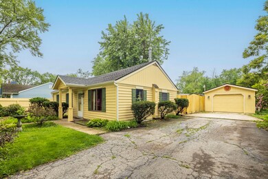 8316 Rutledge St, Merrillville, IN 46410 - photo 2