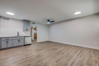 5909 Gaston Ave unit 105, Dallas, TX 75214 - photo 3