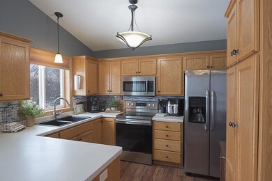 1416 Hillside Ct, Sauk Rapids, MN 56379 - photo 4