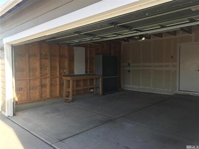 8786 Sunset Breeze Dr, Reno, NV 89506 - photo 4