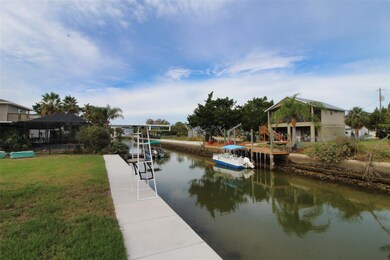 4977 Cedarbrook Ln, Hernando Beach, FL 34607 - photo 3