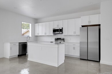 911 Piedmont Ave, San Antonio, TX 78210 - photo 5