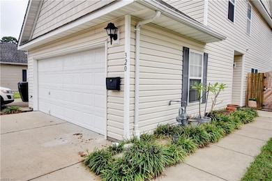 320 Garcia Dr unit B, Virginia Beach, VA 23454 - photo 4