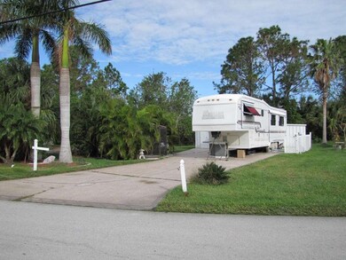 165 Plantation Dr, Titusville, FL 32780 - photo 2