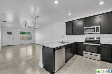 606 Campus St, Troy, TX 76579 - photo 3