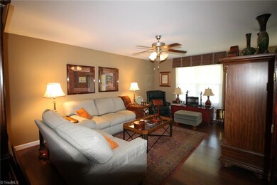 331 Stratford Rd, Archdale, NC 27263 - photo 5