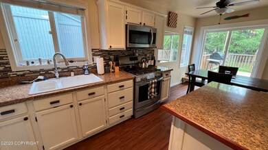 6830 Baxter Terrace Cir, Anchorage, AK 99504 - photo 4