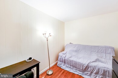 102 Duvall Ln unit 203, Gaithersburg, MD 20877 - photo 6