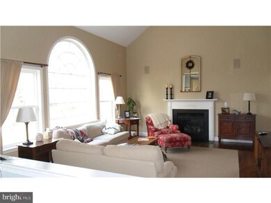 9 Forwood Dr, Garnet Valley, PA 19060 - photo 2