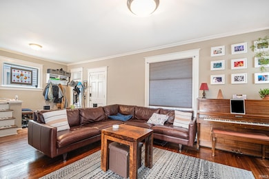 1069 Riverside Dr, South Bend, IN 46616 - photo 6