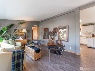 1625 Pleasant Ave, Wenatchee, WA 98801 - photo 6