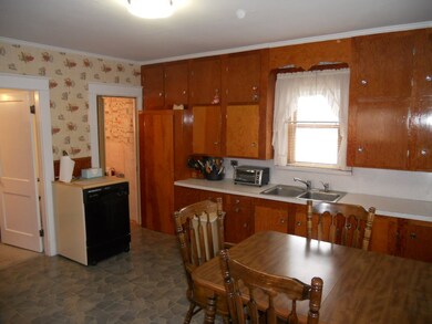 265 N Main St, Rochester, NH 03867 - photo 5