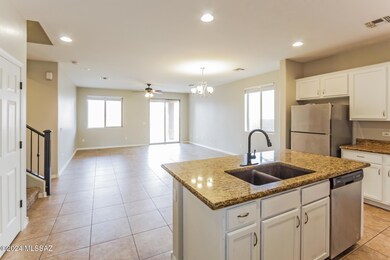 004-photo-kitchen-14183570