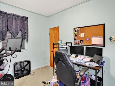 29 Elm Ave, Temple, PA 19560 - photo 7