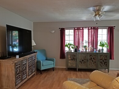 31 Crowningshield Rd, Worcester, MA 01604 - photo 3