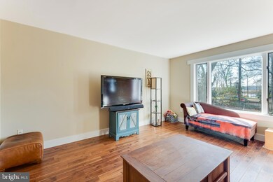 613 Harbor Dr, Annapolis, MD 21403 - photo 4
